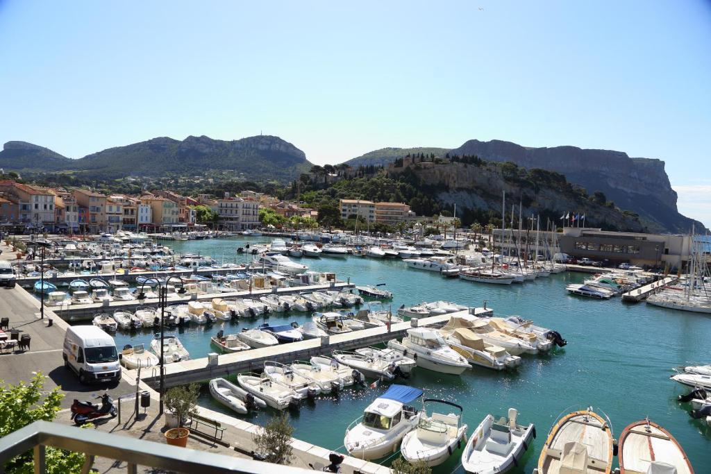 Hotel Le Golfe Cassis Exteriér fotografie